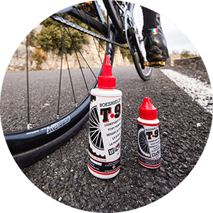 Boeshield T9 résiste et protège de l'asphalte